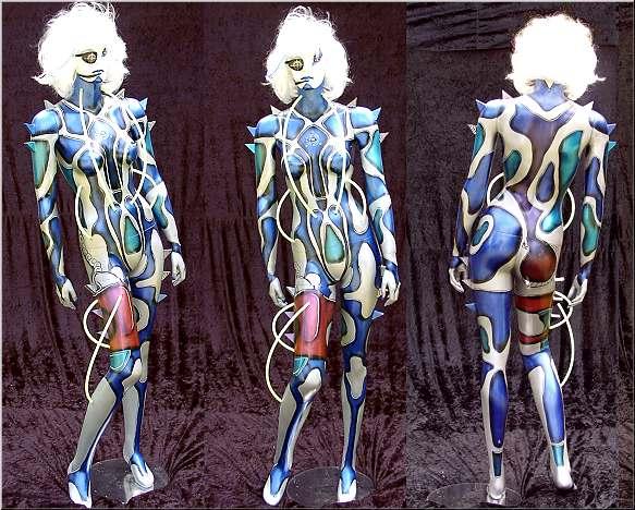 künstlerisch gestaltete Schaufensterpuppe von Chri - Christine Dumbsky