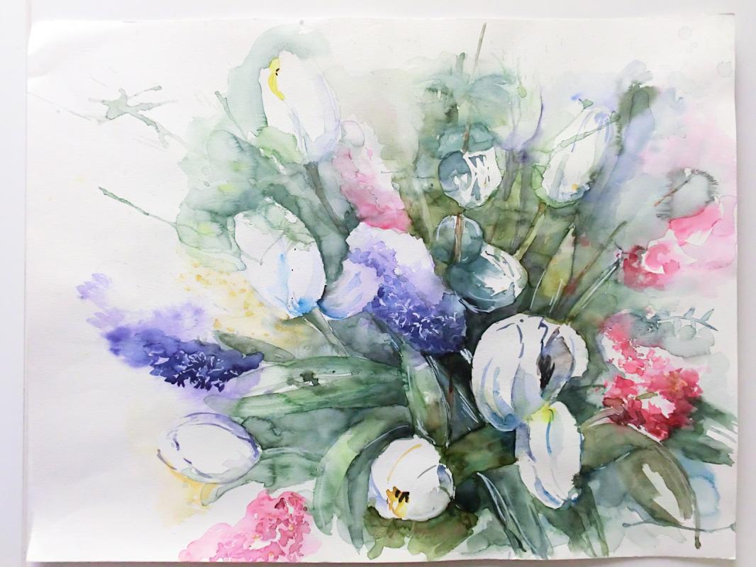 Frühlingsstrauß mit weißen Tulpen - Evelyn Brosche